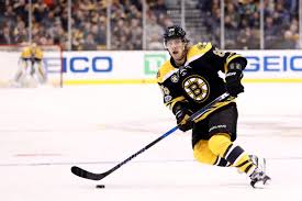 Počtvrté za sebou vyhrál anketu zlatá hokejka. Coach David Pastrnak Is The Best Thing You Will See All Week Stanley Cup Of Chowder