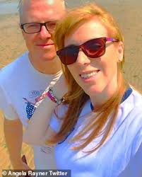 Departing ex-Labour MP Mary Creagh confronts Jeremy Corbyn