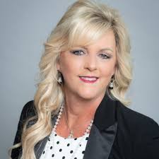 Today is my first day back at work since we welcomed our son, Wells, into  this world! It really did feel like the first day of school again. I had  that same