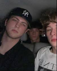 Alex Leo Hancock (@alexleohancock) · Instagram photos and Reels