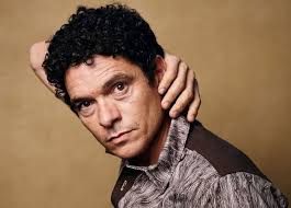 巴勃罗·莫利内罗介绍_图片_作品-猫眼电影