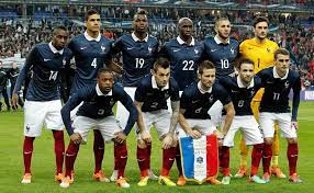 Französische fußballer* sind von einigen fans in der in frankreich prügelten sich die hooligans auf offener straße und zeigten während der spiele den. Frankreich Der Weltmeister Von 1998 Hat Nach Der Schmach Von 2010 Einiges Wieder Gut Zu Machen