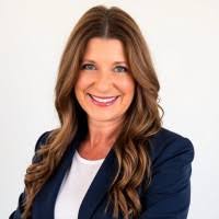 Amy Harville's Instagram, Twitter & Facebook