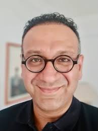 Psikolojik Danışman Yılmaz Erdal