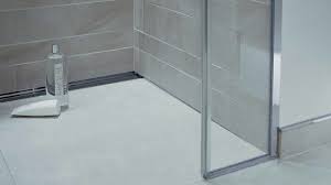 Dann können sie fliesen auf fliesen kleben. An Die Fliesen Fertig Los Fliesenleger Champion