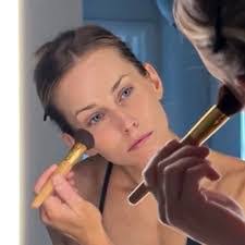 Jaclyn Wood's Instagram, Twitter & Facebook