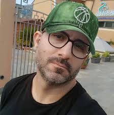 Amano davvero, quelli che tremano nel dire di amare. Philip Sidney Io Vi  amo TUTTI♥️ Viva l'Amore Sempre🤍📿