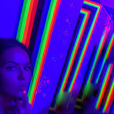 Kim Wayman's Instagram, Twitter & Facebook