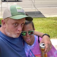 Can someone come snow blow my driveway? Will pay cash, I have a snow blower.