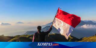 Festival bendera 2020 digelar bertepatan dengan 75 tahun indonesia merdeka. 19 Gunung Yang Sudah Dibuka Bisa Upacara 17 Agustus Di Atas Awan Halaman All Kompas Com