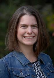 Leslie Shipman's Instagram, Twitter & Facebook