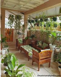 Seringkali luas lahan menjadi kendala tersendiri bagi orang saat membangun rumah. Inspirasi Desain Teras Rumah Minimalis Trend Masa Kini Tampil Lebih Simple Dan Modern Desainrumahpedia Com Inspirasi Desain Rumah Minimalis Modern