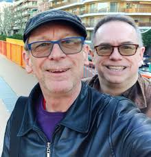 Hi! I thought this article about the evolution of the social landscape in  the area might be of interest to those of you who can read French.