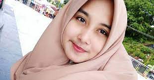 Maybe you would like to learn more about one of these? Cewek Berhijab Cantik Selfie Di Tempat Wisata Wagodly