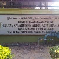 Ianya wujud hasil dari usaha pengerusi persatuan kebajikan teratak shifa' kuala lumpur/selangor selaku pengasas rumah ini. Rumah Anak Anak Yatim Sultan Salahudin Abd Aziz Shah Al Haj Non Profit