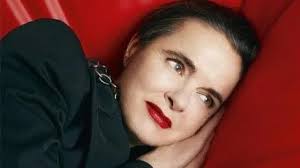 Cabane" d'Abel Quentin : un troisième roman qui divise les critiques du  Masque