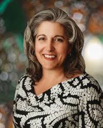 Allen Squires's Instagram, Twitter & Facebook