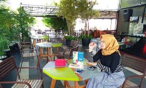 Kuliner malam street 5 pasar bandungan baru. 20 Cafe Tempat Nongkrong Asik Di Semarang Yang Sedang Hits Dikunjungi