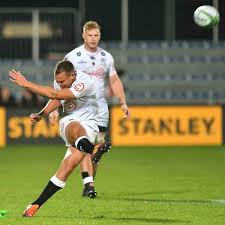 G ood afternoon and welcome to telegraph sport's live coverage of the lions vs the sharks at emirates airline park,. Penuxudpmfoydm