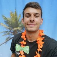 10 "Dan Astle" profiles