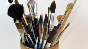 Bir Ressam En Cok Kendi Huznunu Cizebilir Ellerini Cenesinin Altina Alarak Gozlerini Ozlemlerine Dikerek Uzaktaki Asklarini Dusunerek En Cok Powder Brush Pen