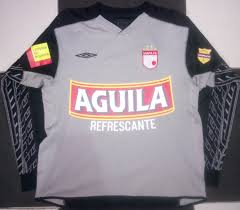 Últimas noticias sobre el club colombiano de fútbol santa fe, en un solo lugar y desde los principales medios. Independiente Santa Fe Goalkeeper Football Shirt 2009 Sponsored By Cerveza Aguila