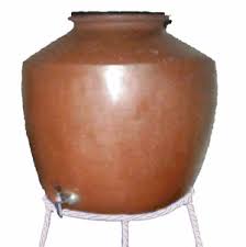 During the hot months, you may want to wrap a clean moist cloth around the matka for quicker cooling. Earthen Drinking Water Pots For Cool Water In Summer Some Nostalgia