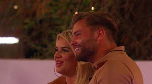 Jul 21, 2021 · tonight's episode of love island is set to be a juicy one with liberty accidentally confessing her love for jake and new bombshell georgia declaring hugo is 'the one.'. Love Island S Jake Is Playing A Game With Liberty