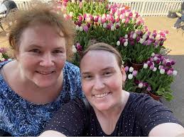 Are there any garage sales or cheap furniture options in Newport, Oregon?