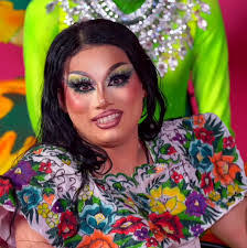 Alexis Meagher's Instagram, Twitter & Facebook