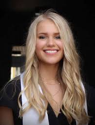 Willa Grace's Instagram, Twitter & Facebook