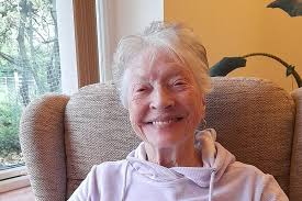 Helena Bonham Carter praises 'hero' nurses ahead of special service of  thanks