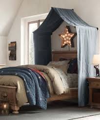 Whether you'd like to use the over a bed or hang them on the wall to create a cozy spot, here you'll find many different designs to choose from. Is Dat Hemeltje Nou Van Denim Wel Heel Lekker Stoer Voor Jongens Boys Bed Canopy Bedroom Design Home