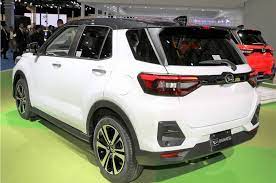 Mobil ini hadir sebagai suv kompak generasi baru yang ditujukan untuk konsumen generasi muda atau yang berjiwa muda. Intip Spesifikasi Daihatsu Rocky Terbaru Beda Banget Dari Versi Jadulnya