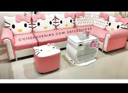 Intip yuk 23 interior lokasi tinggal ala hello kitty sebagaimana yang dihimpun media dari sekian banyak sumber. Pin Di Sofa Hellokitty