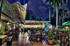 Blue Wave Lounge & Restaurant