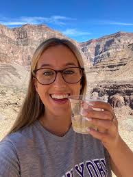 Absolutely incredible experience with Maverick Helicopters flying to the  Grand Canyon, champagne and back over Las Vegas strip… 100% recommend!!  Best birthday ever!! 🥳🚁🥂