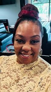 Yolanda Burrows's Instagram, Twitter & Facebook