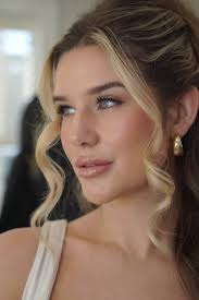 Hi everyone! I just got offered a job in Newport and I'm planning to  relocate soon. I'm trying to get a real sense of what the actual cost of  living is —