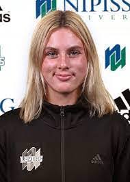 Ella Ouellette's Instagram, Twitter & Facebook