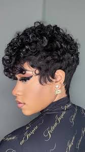 Felicia Fox's Instagram, Twitter & Facebook