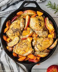 Apple Cider Chicken Skillet Paleo Whole30 Shuangy S Kitchen Sink Recipe Fall Chicken Recipes Fall Recipes Healthy Pan Chicken Recipes