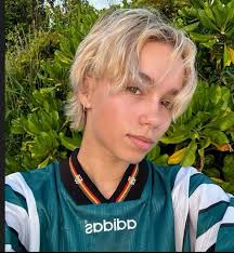 michelle carolan (michellejkl)