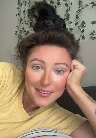 Amber Larimore's Instagram, Twitter & Facebook