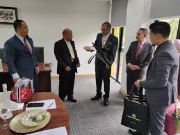 Ustaz dr mohd khafidz soroni anugerah exco kerajaan negeri selangor kuis tahun 2019. Kunjungan Hormat Daripada Exco Kerajaan Negeri Terengganu Yb Dr Hj Mamad Dr Shamsul Anuar Nasarah