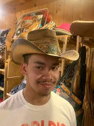 EASTER GUNN (@eastergunn) • Instagram photos and videos