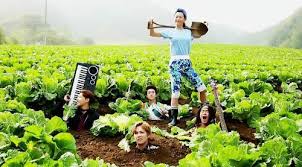 'modern farmer will draw out a plot of the ironic situations that occur when a rock band returns to the farm, and the stories of love and laughter that follow. Korean Drama Free On Twitter Modern Farmer Episode 17 Http T Co Raaqcjfeje Http T Co 706yyqgvsz