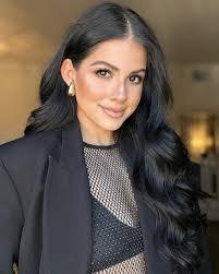 Andrea Donovan's Instagram, Twitter & Facebook