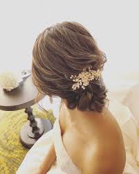 波ウェーブ一切なしすっきりシニヨンの花嫁ヘアカタログ Marry