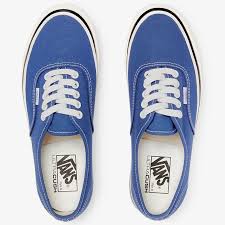 Amzn.to/1ulfhnv follow me on social. How To Lace Vans Sneakers The Right Way Footwear Shoe Blue Electricblue Plimsollshoe Sneakers Vans Sneakers How To Lace Vans Plimsoll Shoe